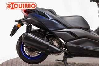 YAMAHA XMAX 300
