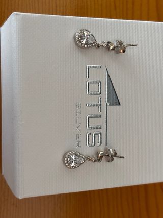 Pendientes Lotus Plata con Circonitas