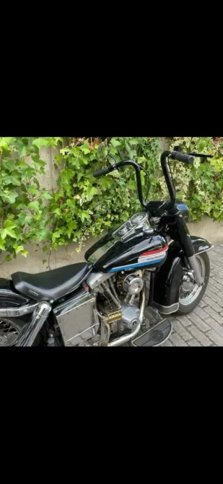 Harley Davidson Shovelhead 74 Negra