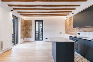 Piso en venta en Sants en Barcelona