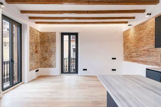 Piso en venta en Sants en Barcelona