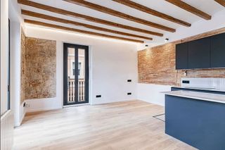 Piso en venta en Sants en Barcelona