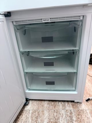 Nevera Liebherr blanca con 6 meses de garantía