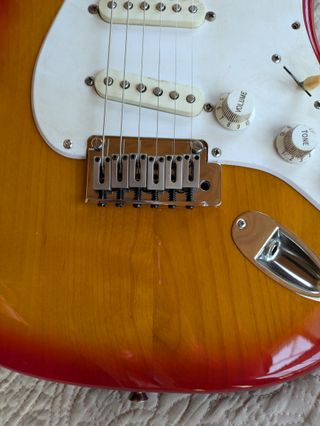 Squier Stratocaster 70s pastillas Fender std