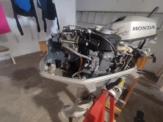 Barca hinchable Bombard + 2 motores Honda 5cv