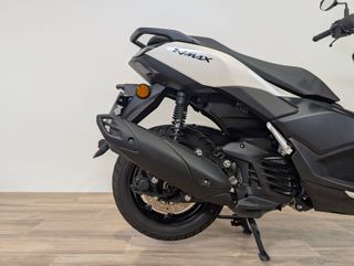 YAMAHA NMAX 125 2025