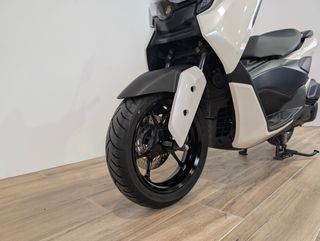 YAMAHA NMAX 125 2025