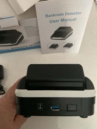 Rilevatore banconote false e contabanconote