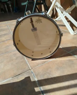 Caja de percusión infantil