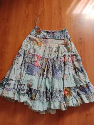 Falda Peace and LOVE multicolor talla M y S.