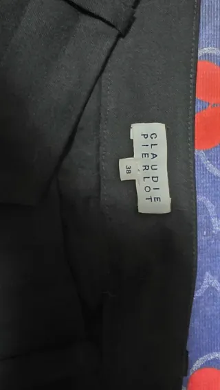 Traje Claudie Pierlot y Purificación García Negro