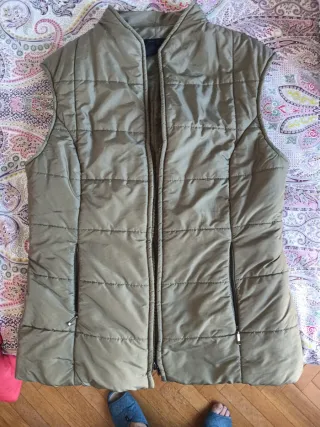 Chaleco Zara Verde Oliva