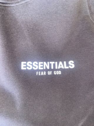 Sudadera Essentials Talla S grande