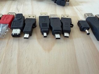 Lote Adaptadores USB y Cables de Carga Multi-Siste