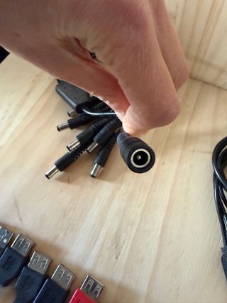 Lote Adaptadores USB y Cables de Carga Multi-Siste