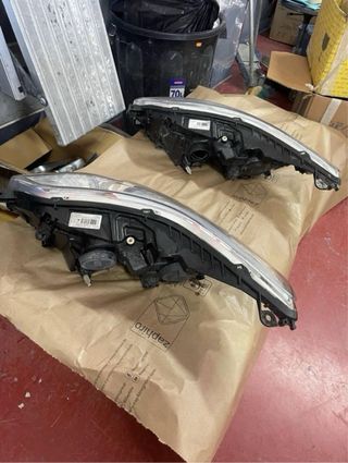 Faro Citroen C4 (2004-2010) H7-H1 De Competencia