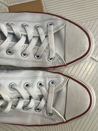 Regalo Converse Blancas Piel