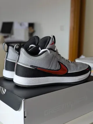 Nike Book 2 Spiridon