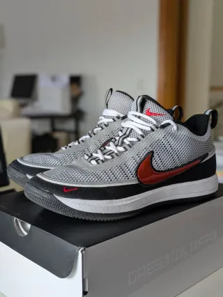 Nike Book 2 Spiridon