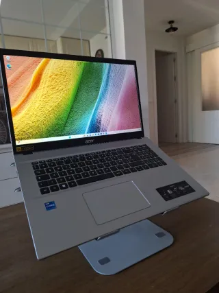 Portátil NUEVO 17" i7-1255 24G/32GB RAM Acer