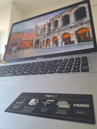 Portátil NUEVO 17" i7-1255 24G/32GB RAM Acer