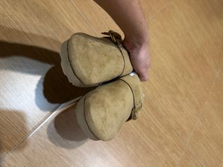 Mules Bershka Beige/Marrón Talla 38