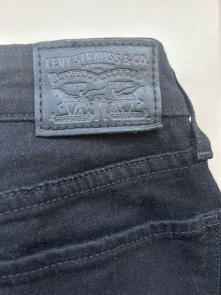 Levi's Jeans Rectos Negros 712 slim