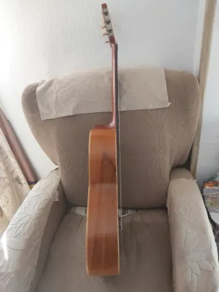 Guitarra Antigua Casa Gol
