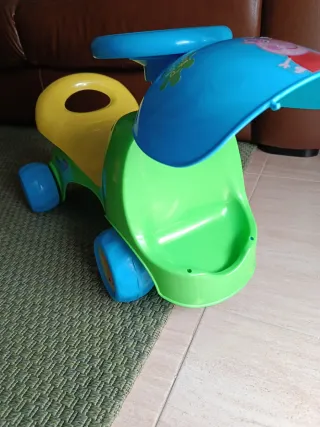 Correpasillos bebé verde y amarillo