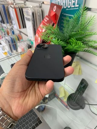 iPhone 15 256GB Negro