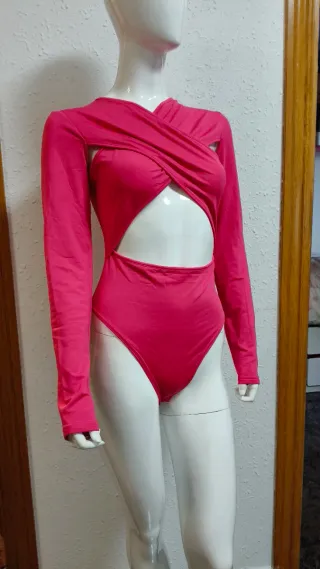 Body Cutout Mangas Largas Rosa fucsia