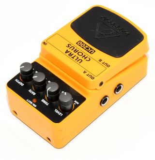 PEDAL BEHRINGER UC200