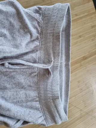 2 Pantalones grises cómodos talla S