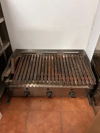 Parrilla Profesional Gas Acero Inox 3 Quemadores
