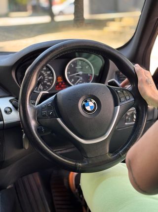 BMW X6 2012
