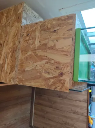 Terrario de madera y cristal