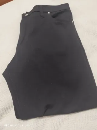 Pantalón negro mujer