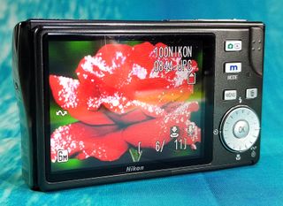 Nikon Coolpix S6 Wifi Silver 2407S