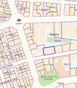 Garaje en venta en Almagro en Madrid