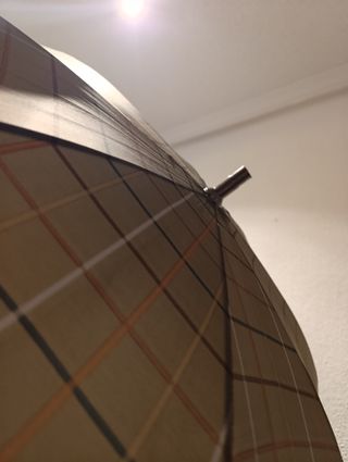 Paraguas VOGUE de cuadros beige