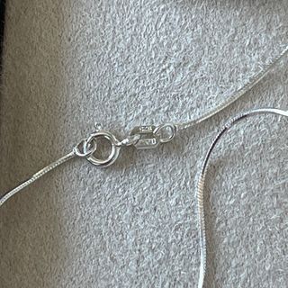 Elegante Conjunto de Plata 925 y Piedra Verde