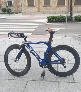 Bicicleta de carretera Orbea azul