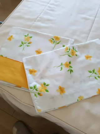 Juego de Cama 105cm Flores Amarillas