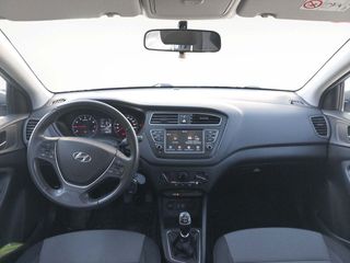 Hyundai i20 Essence