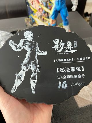 2 Resinas Majin Vegeta 1/4