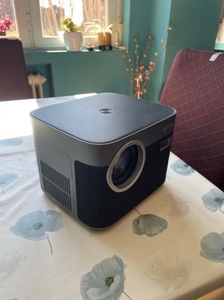 Proyector Toptro Negro y Gris