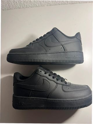 Nike Air Force 1 Low '07 Negro Talla 42