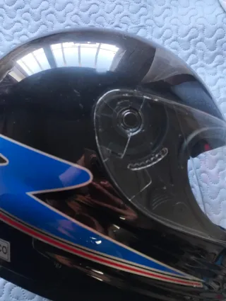 Casco de moto negro talla M