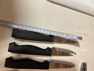 8 cuchillos Stainless Rostfrei y un cascanueces