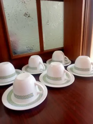 Juego 6 tazas de café con platillos